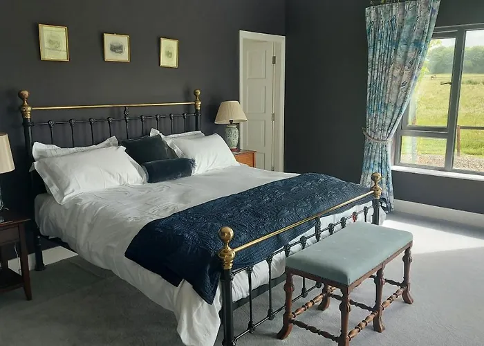 Coolcormack Stud 3* Dungarvan (Waterford)